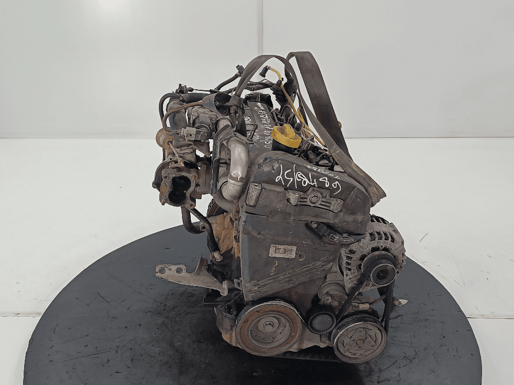 Двигатель к Renault Clio 2 Рестайлинг (01-03)