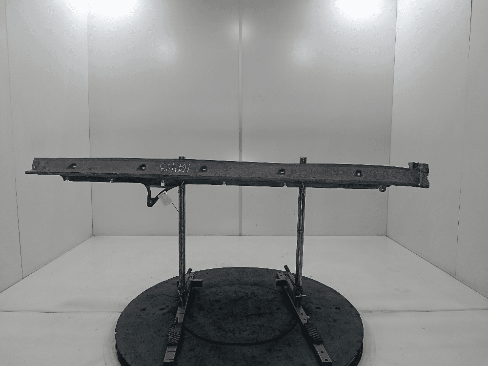 Накладка порога к Volkswagen Touareg 3 (18-24)