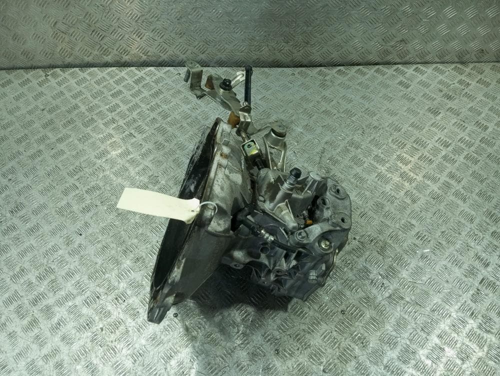 КПП механическая (МКПП) к Opel Corsa D (06-11)