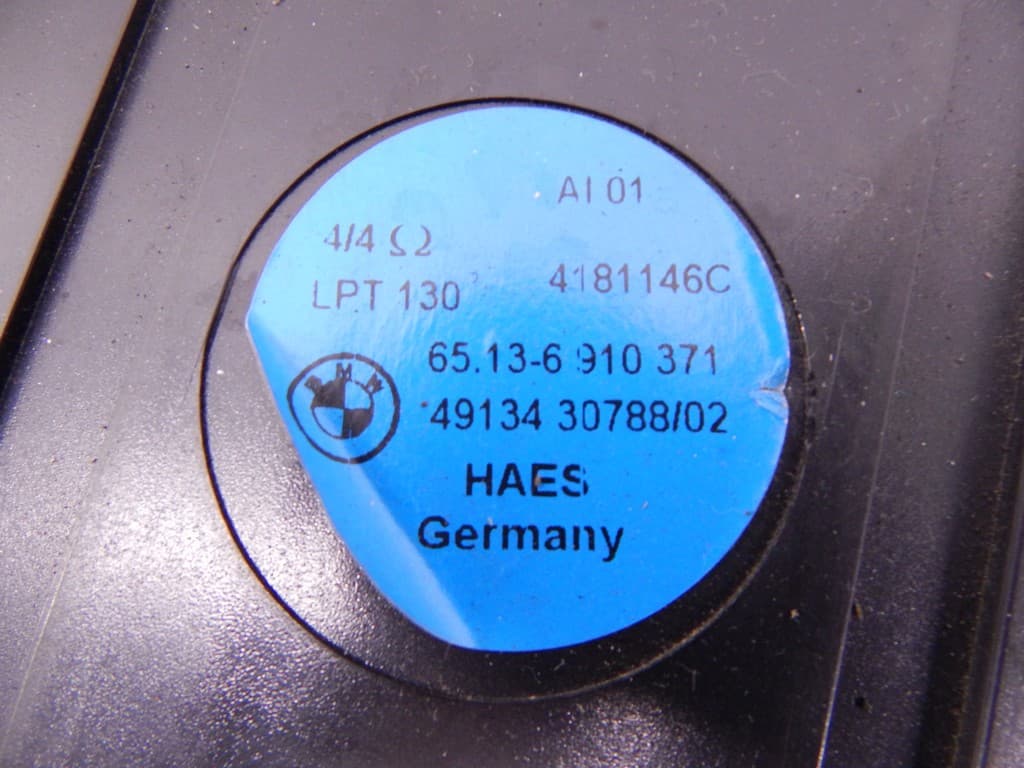 Сабвуфер к BMW 5 E39 Рестайлинг (00-04)