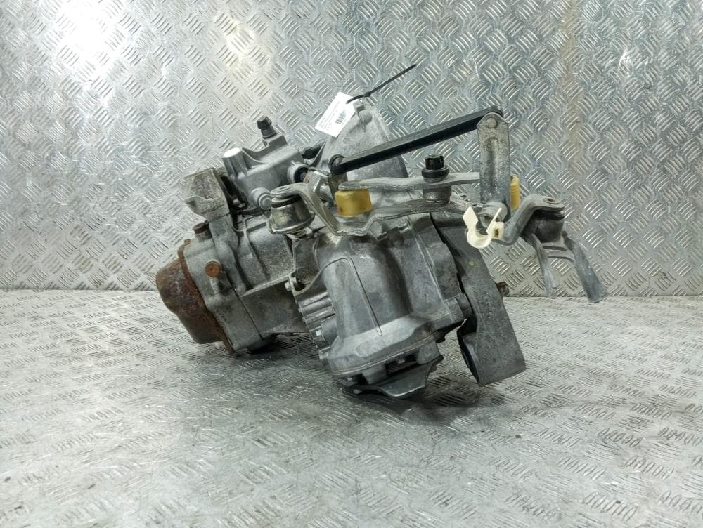 КПП механическая (МКПП) к Opel Corsa D (06-11)