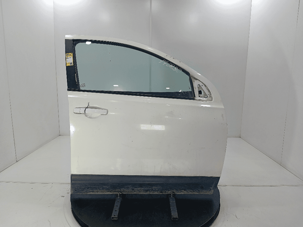 Дверь передняя правая к Nissan  Qashqai 1 (07-10)