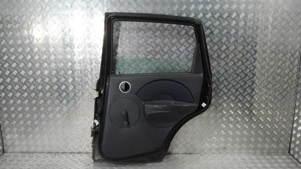 Дверь задняя правая к Chevrolet Aveo T200 (03-08)