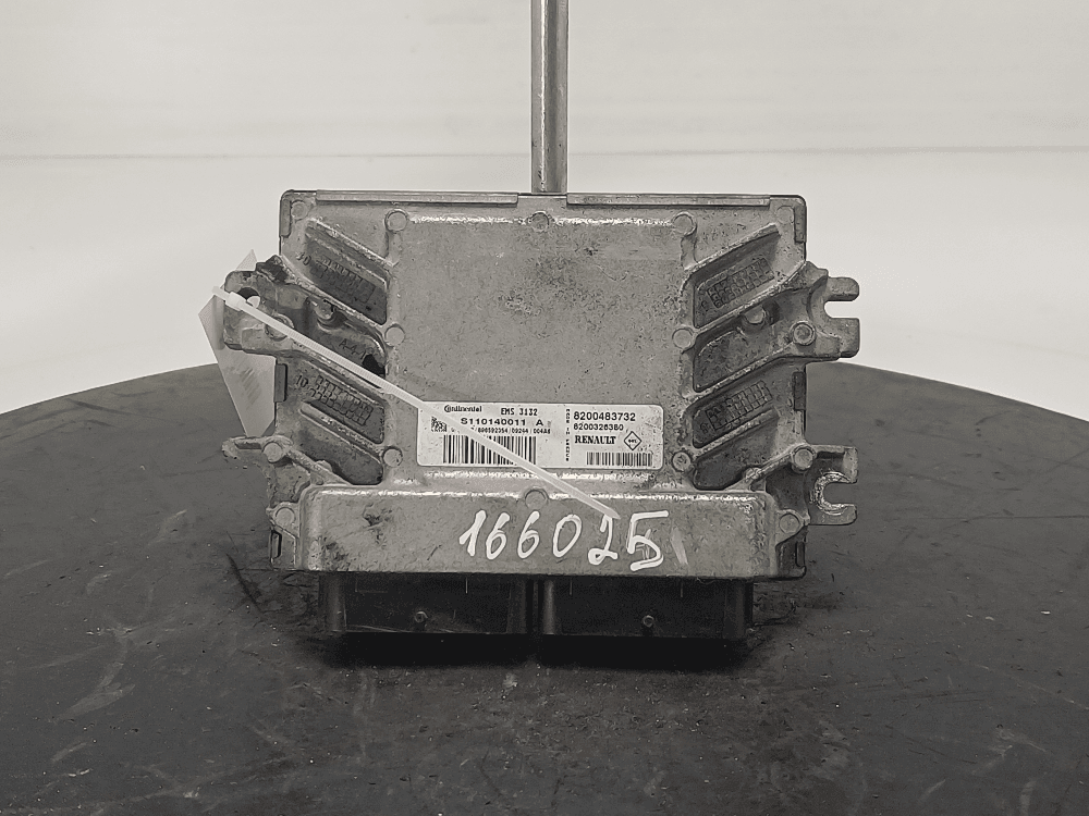 Блок управления двигателем к Renault Logan 1 (04-09)