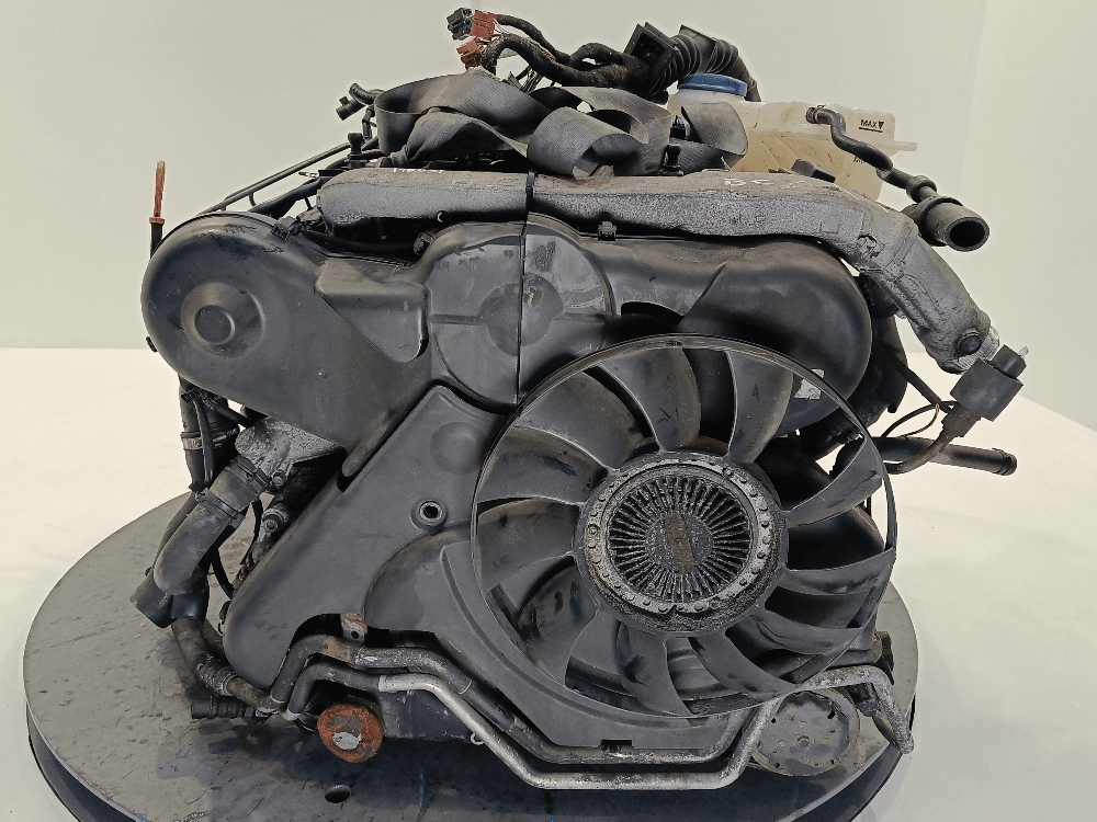 Двигатель к Audi A4 B6 (01-05)