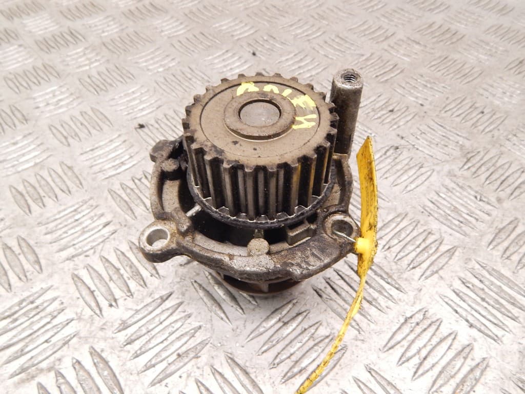Помпа к Volkswagen Golf 4 (97-06)