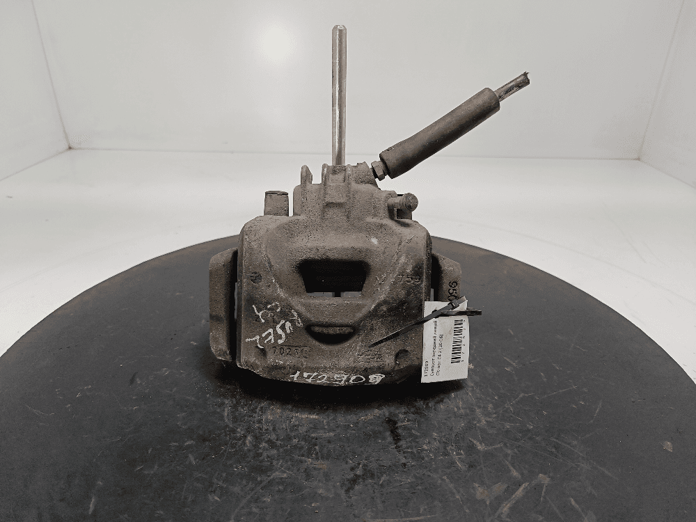 Суппорт передний левый к Citroen C4 2 (10-16)