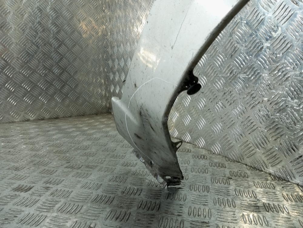 Крыло переднее правое к Kia Carens 2 (06-10)