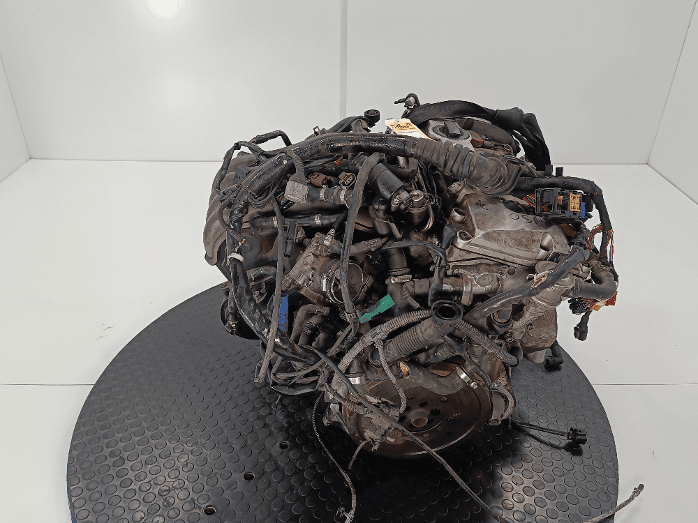 Двигатель к Audi A4 B6 (01-05)