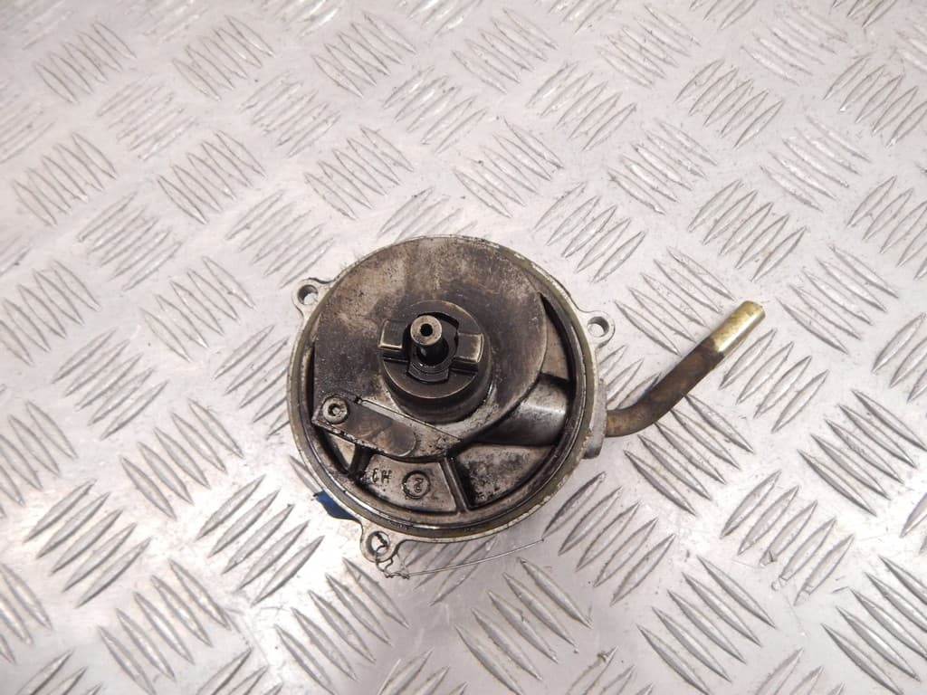 Насос вакуумный к Mercedes Vaneo W414 (01-05)
