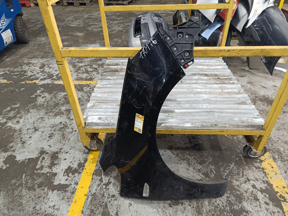 Крыло переднее правое к Opel Astra J (09-12)