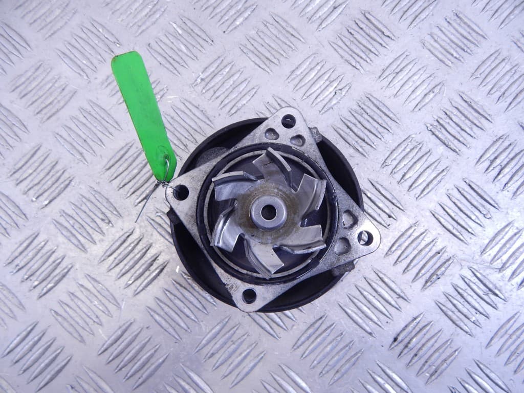Помпа к Mitsubishi Colt 6 (02-08)
