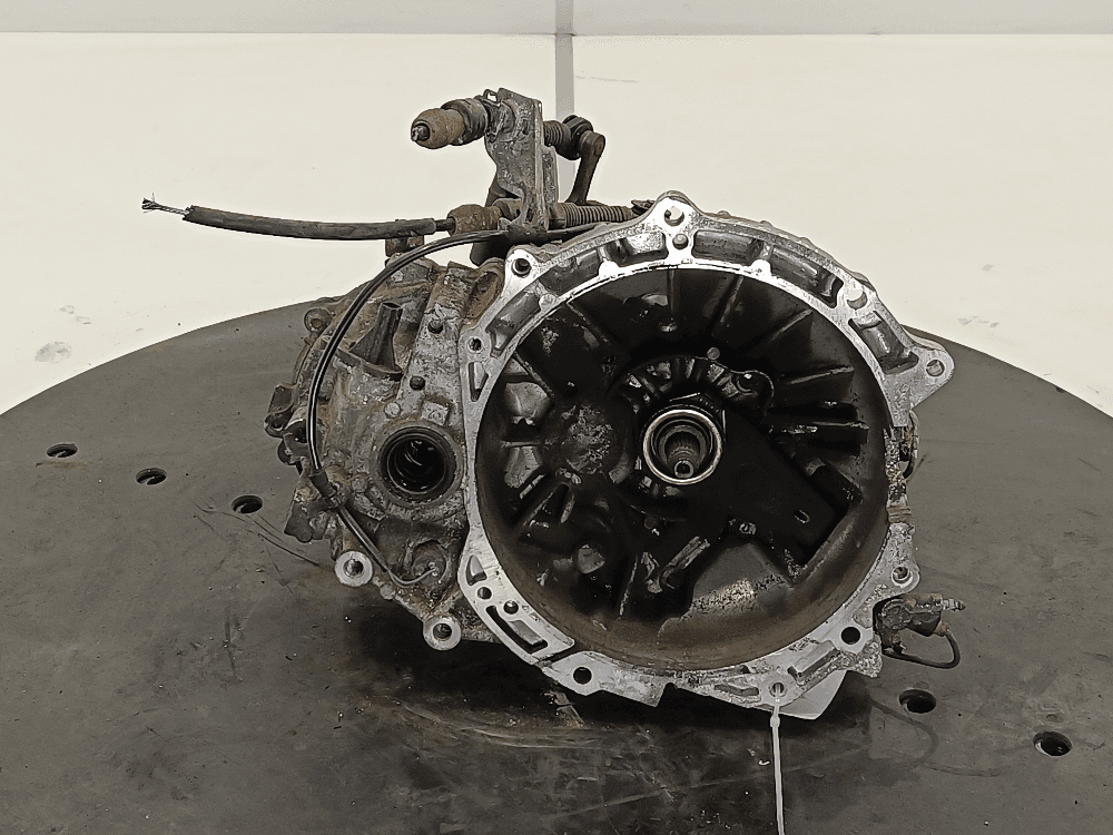 КПП механическая (МКПП) к Mazda 6 1 (02-05)