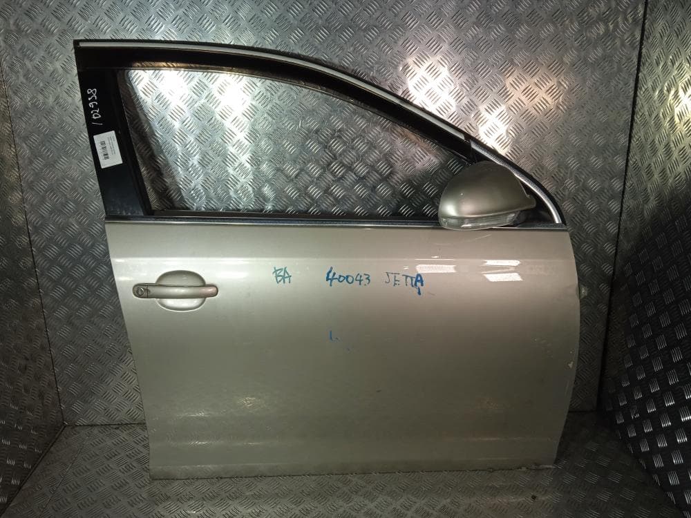 Дверь передняя правая к Volkswagen Jetta 5 (05-11)