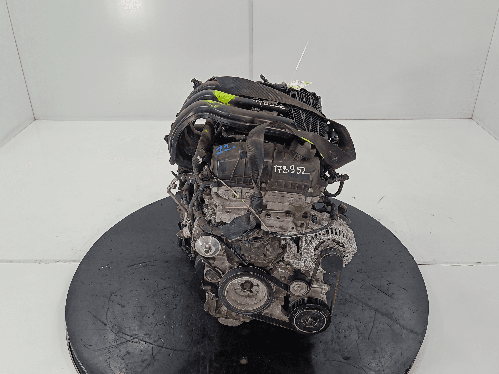 Двигатель к Peugeot 208 1 (12-15)