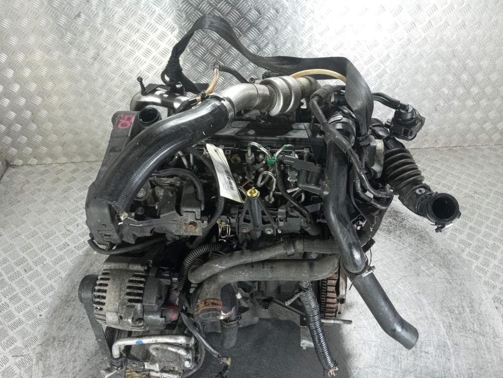 Двигатель к Nissan  Note E11 (05-09)