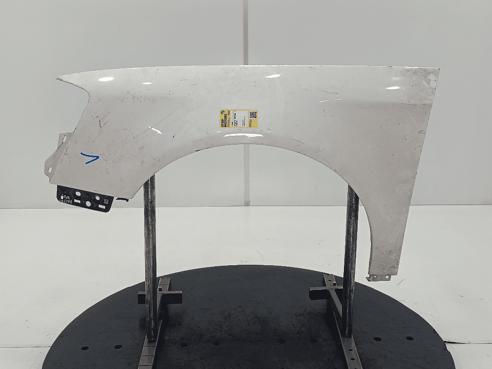 Крыло переднее левое к Volkswagen Passat B6 (05-10)