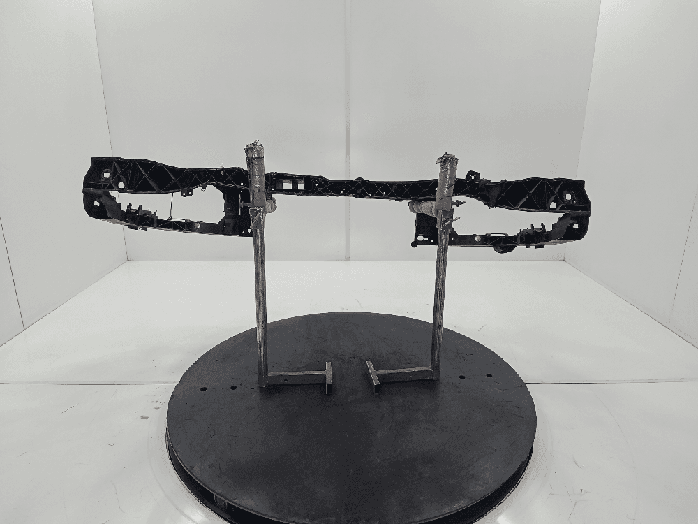 Передняя панель крепления облицовки (телевизор) к Ford C-Max 2 (10-15)