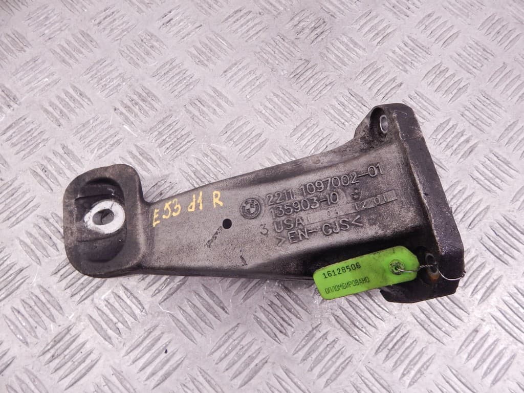 Кронштейн двигателя к BMW X5 E53 (99-03)