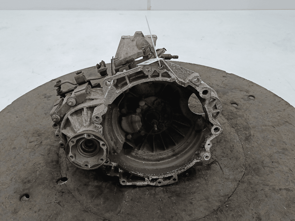 КПП механическая (МКПП) к Volkswagen Golf 4 (97-06)