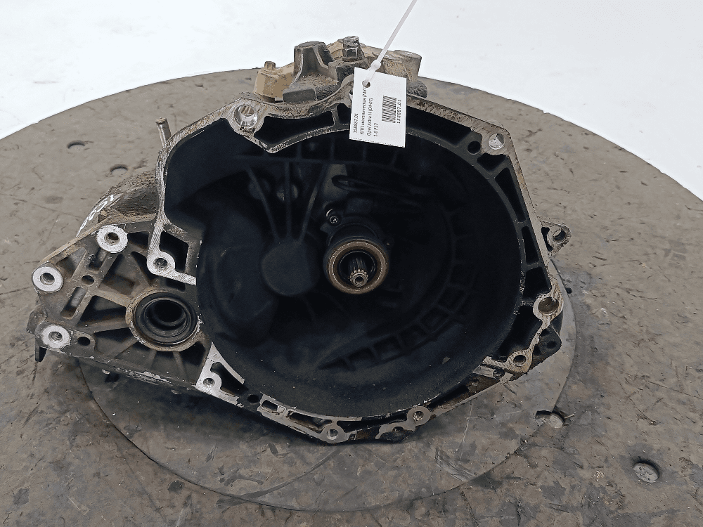 КПП механическая (МКПП) к Opel Astra H (04-07)