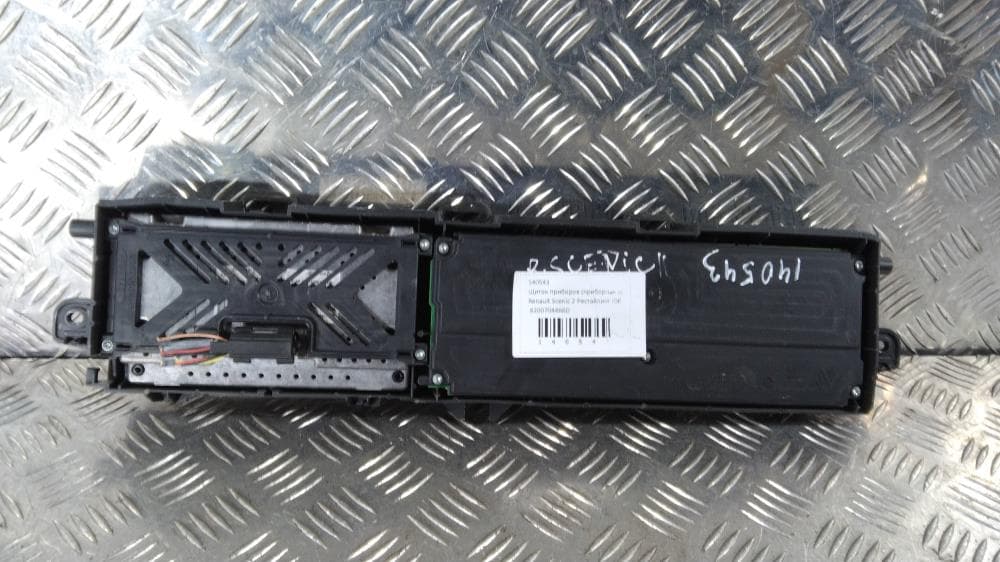 Щиток приборов (приборная панель) к Renault Scenic 2 Рестайлинг (06-09)