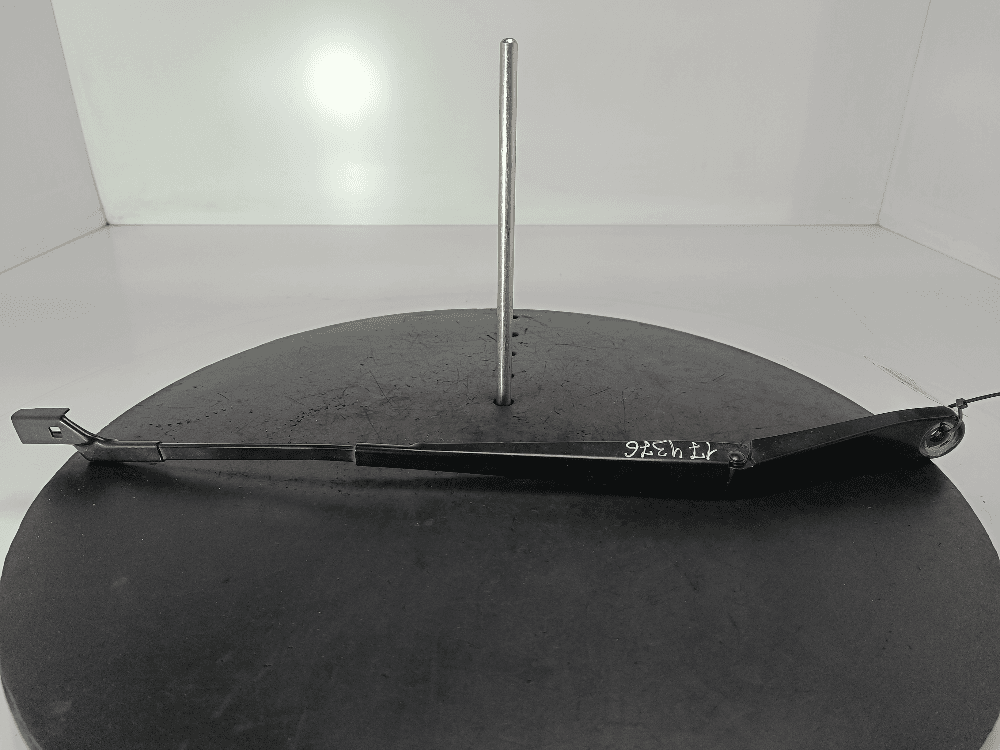 Щеткодержатель (поводок стеклоочистителя, дворник) к Ford Transit 4 (13-24)