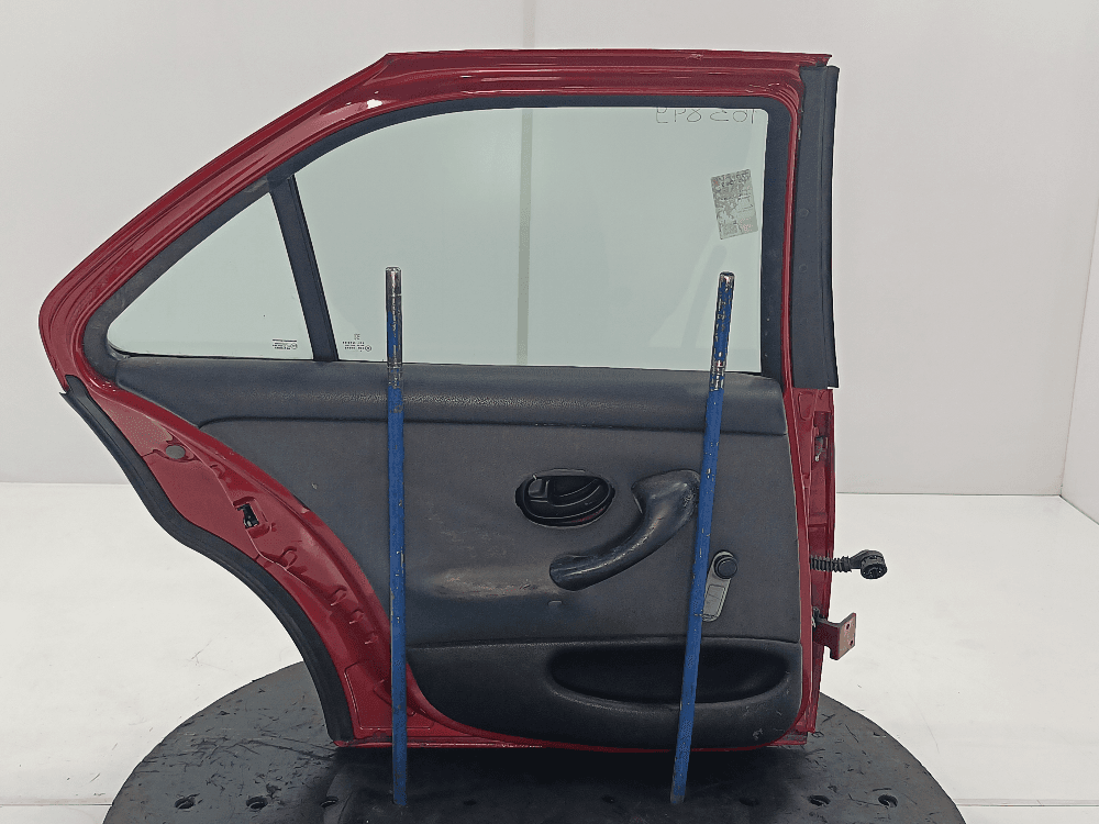 Дверь задняя левая к Peugeot 406 (95-99)