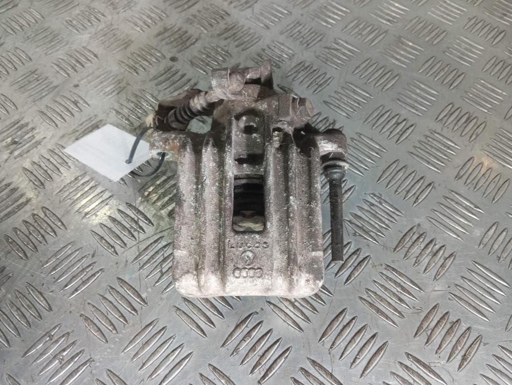 Суппорт задний правый к Volkswagen Golf 4 (97-06)