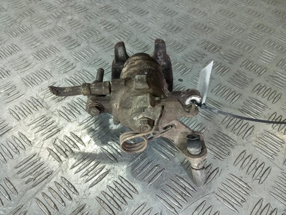 Суппорт задний правый к Alfa Romeo 156 (97-02)