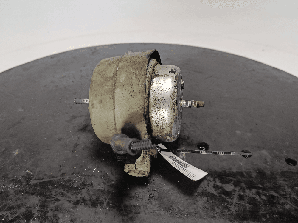 Подушка крепления двигателя к Audi A4 B7 (04-09)