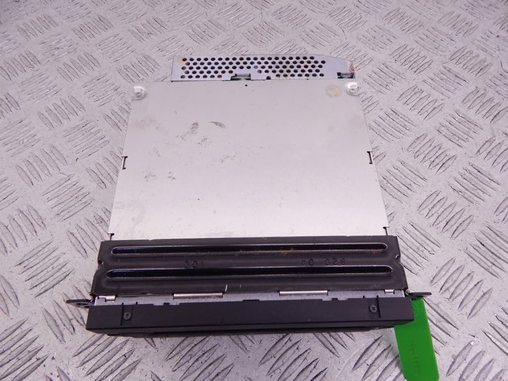 CD-чейнджер к BMW X5 E70 (06-10)