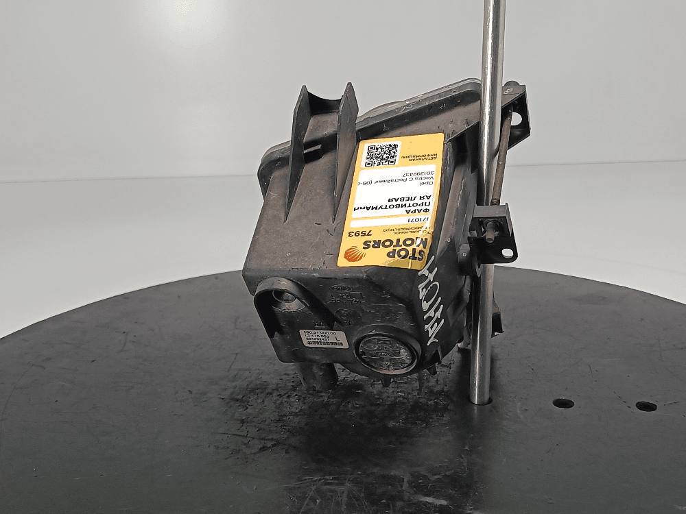 Фара противотуманная левая к Opel Vectra C Рестайлинг (05-09)