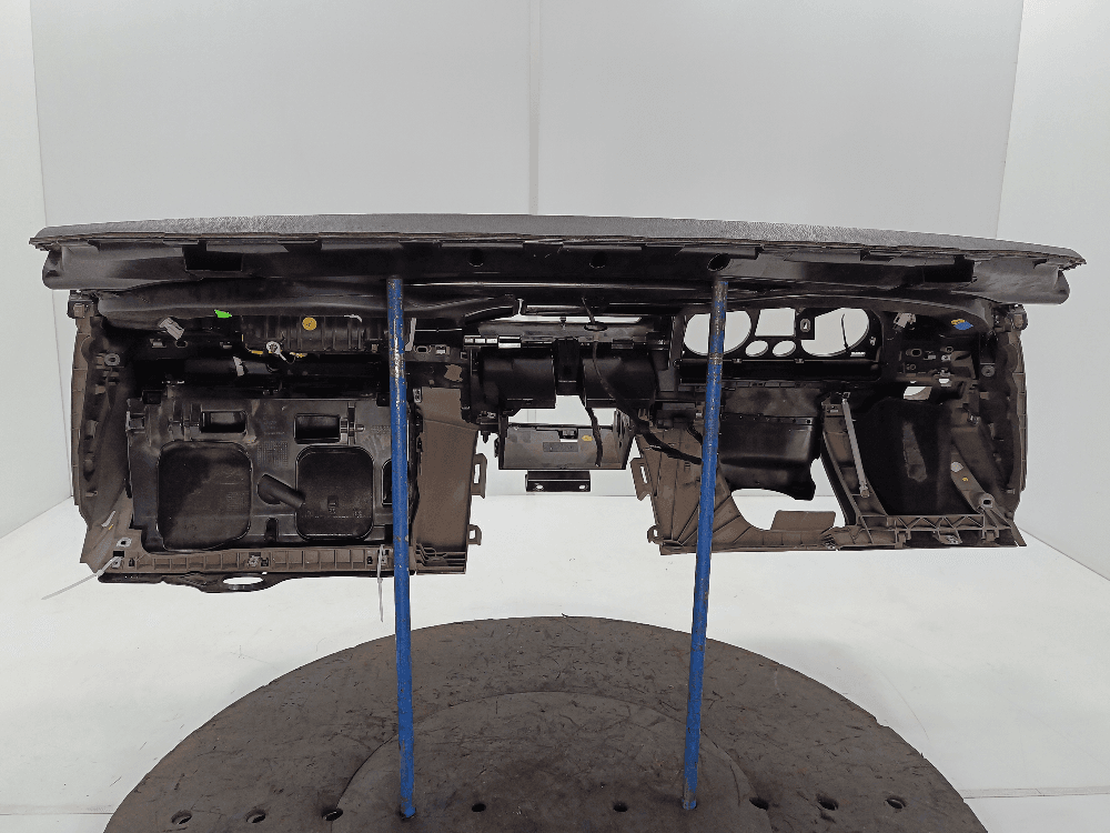 Панель передняя салона (торпедо) к Volkswagen Passat B6 (05-10)