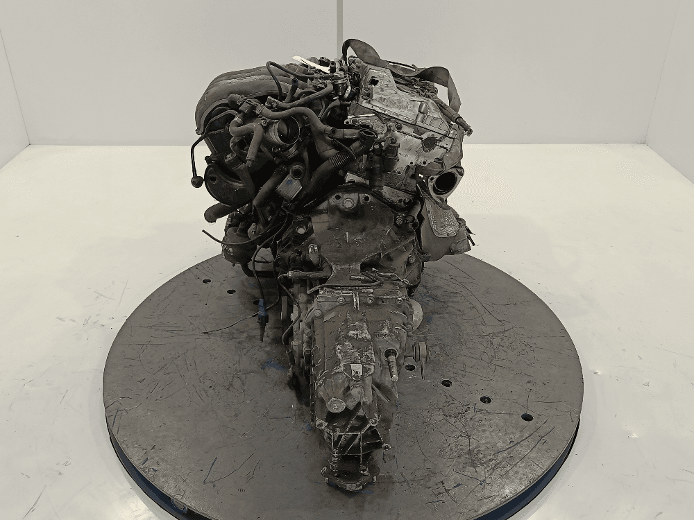 Двигатель к Audi A4 B6 (01-05)