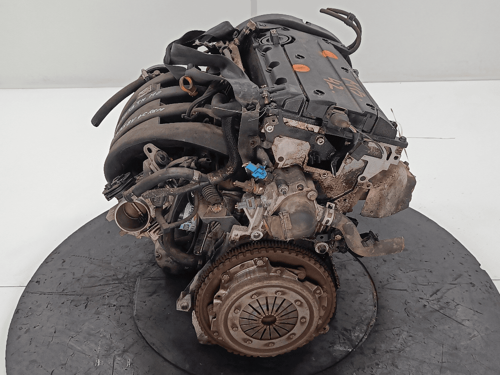 Двигатель к Peugeot 406 (95-99)