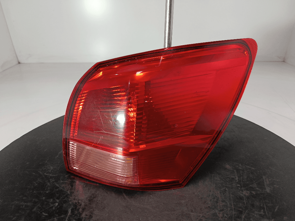 Фонарь задний правый к Nissan  Qashqai 1 (07-10)