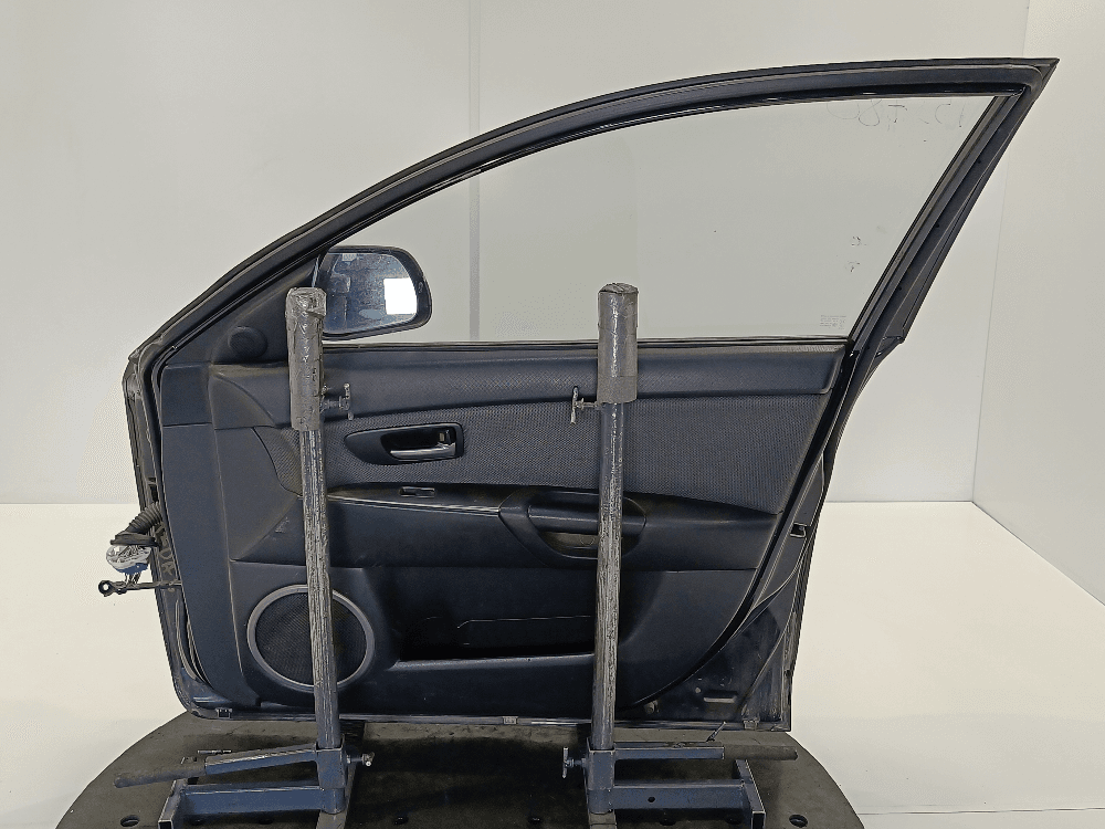 Дверь передняя правая к Mazda 3 BK Рестайлинг (06-09)