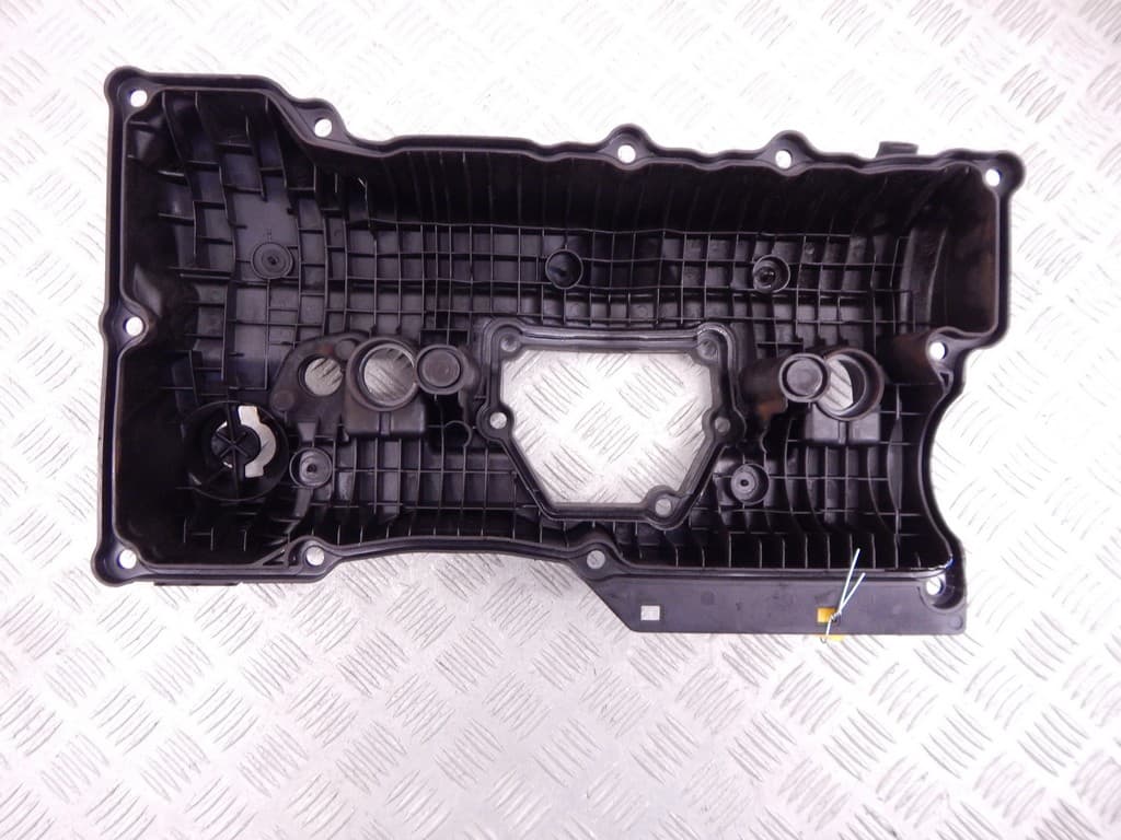 Клапанная крышка к BMW 3 E46 (97-03)
