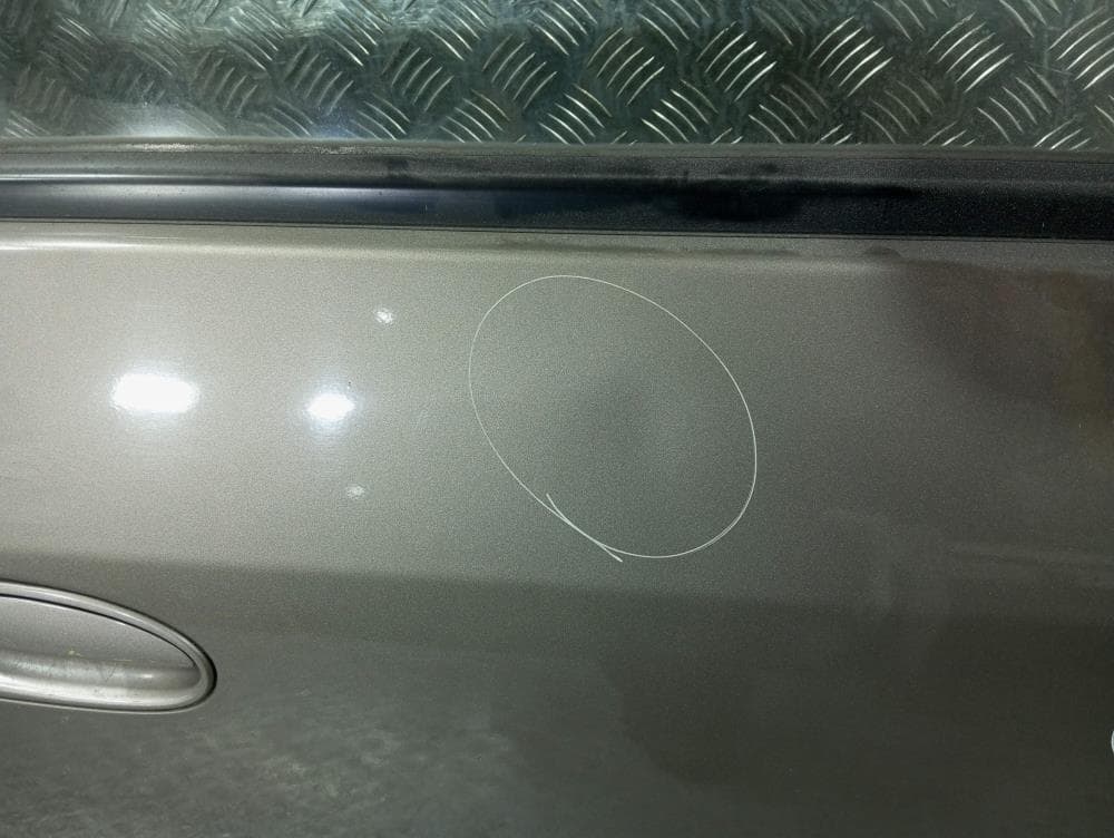 Дверь передняя правая к Kia Carens 1 (99-02)