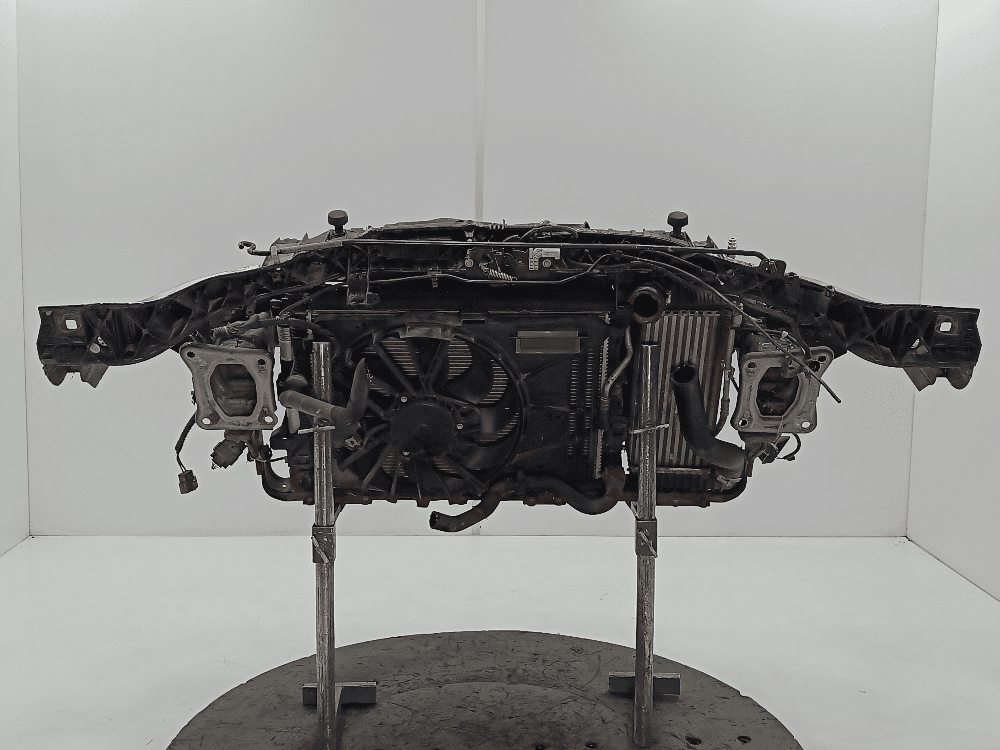 Передняя панель крепления облицовки (телевизор) к Ford Focus 3 Рестайлинг (14-19)