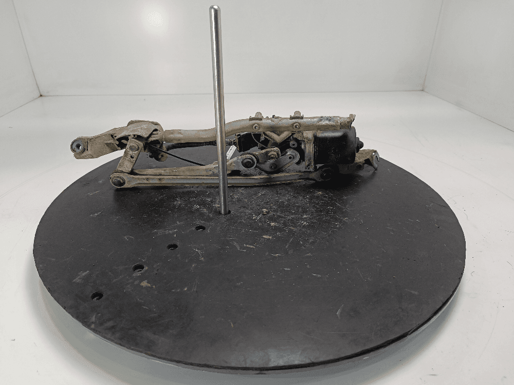 Моторчик передних стеклоочистителей (дворников) к Renault Megane 2 (02-06)