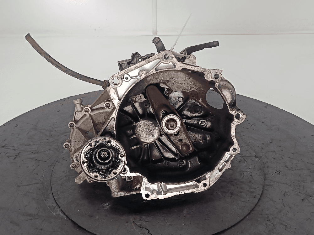 КПП механическая (МКПП) к Volkswagen Golf 5 (03-09)
