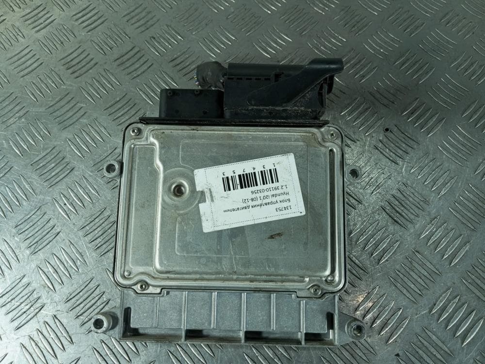 Блок управления двигателем к Hyundai i20 1 (08-12)