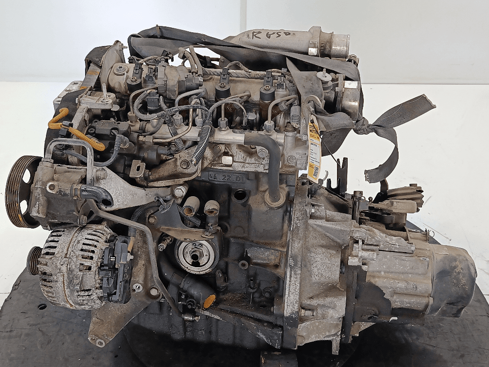 Двигатель к Renault Laguna 2 (01-05)