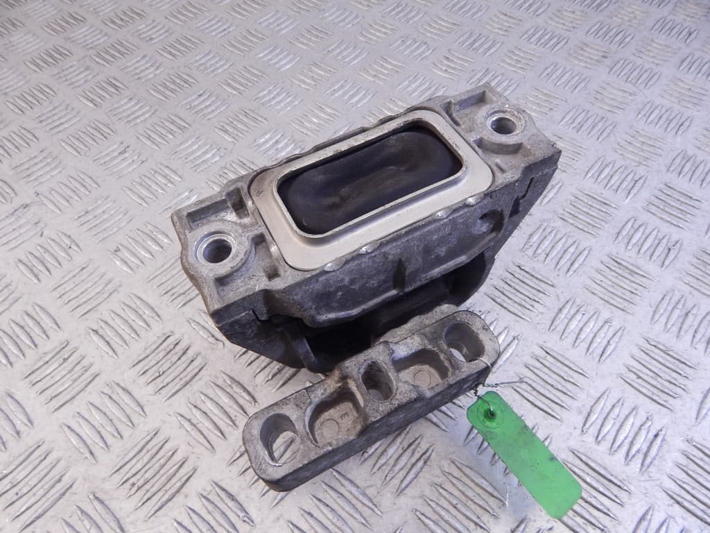 Подушка крепления двигателя к Volkswagen Touran 1 (03-07)