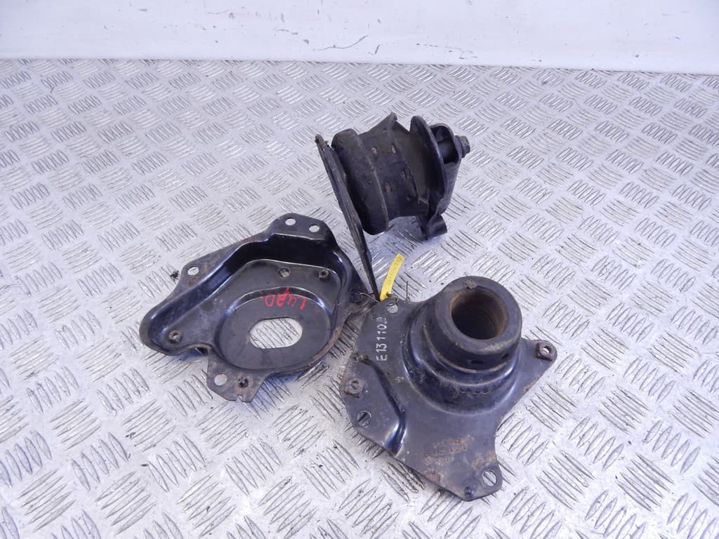 Подушка крепления двигателя к Volkswagen Lupo (98-05)