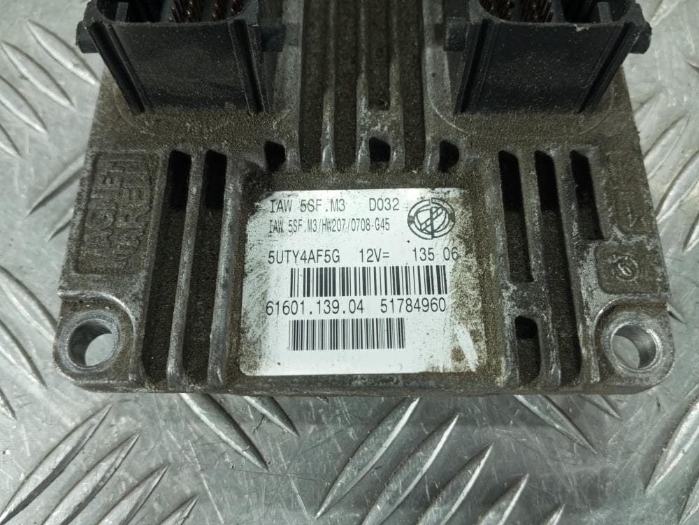 Блок управления двигателем к Fiat Doblo 1 Рестайлинг (05-15)