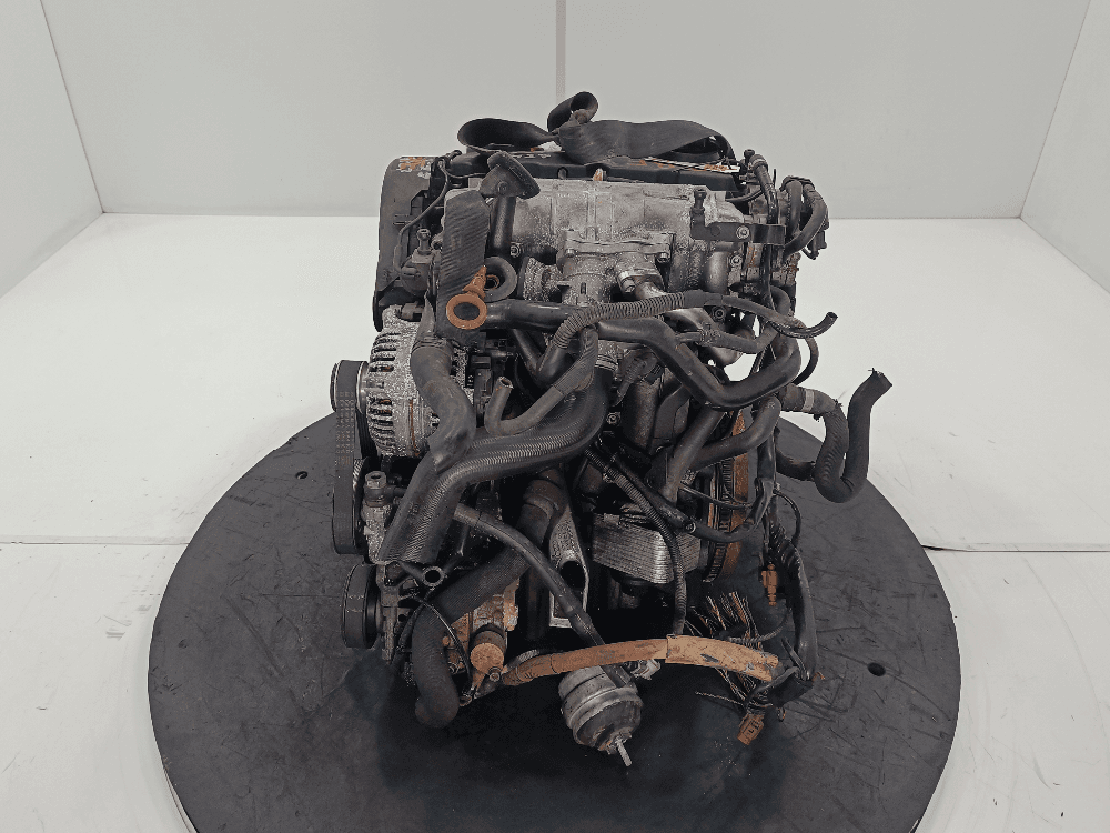 Двигатель к Audi A4 B7 (04-09)