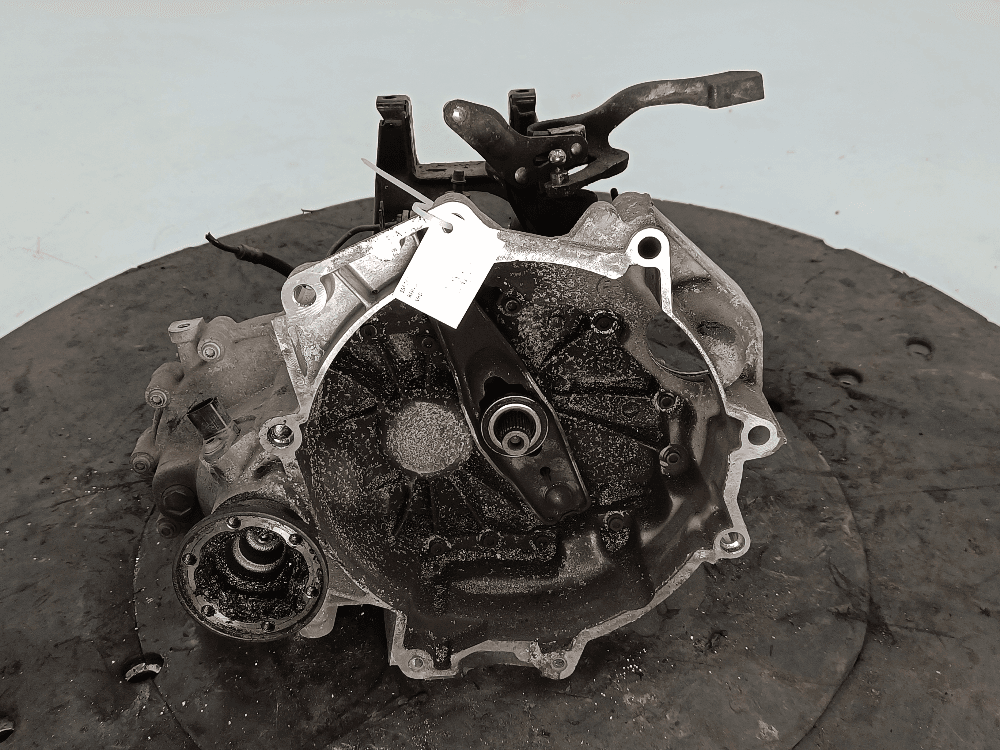 КПП механическая (МКПП) к Volkswagen Polo 4 (01-05)